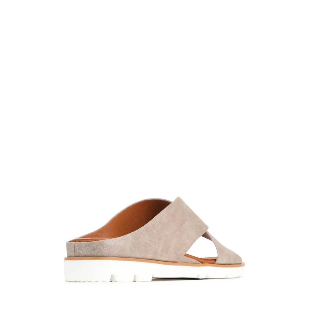 ABBY SLIDE SANDALEN