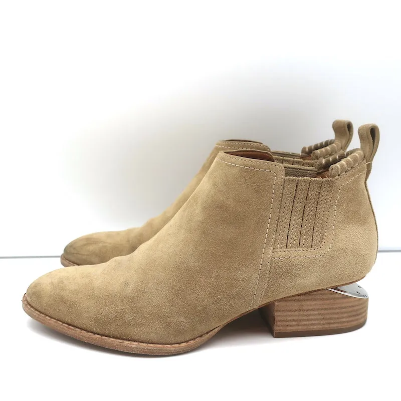 Alexander Wang Kori Stiefeletten Beige Wildleder Größe 37 Booties mit Ausschnitt und Absatz