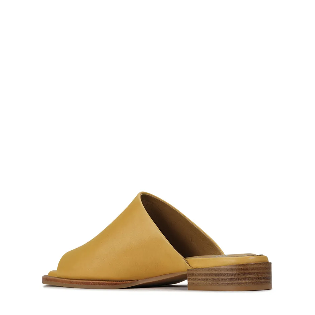 ALLA LEDER-SLIDES SANDALEN