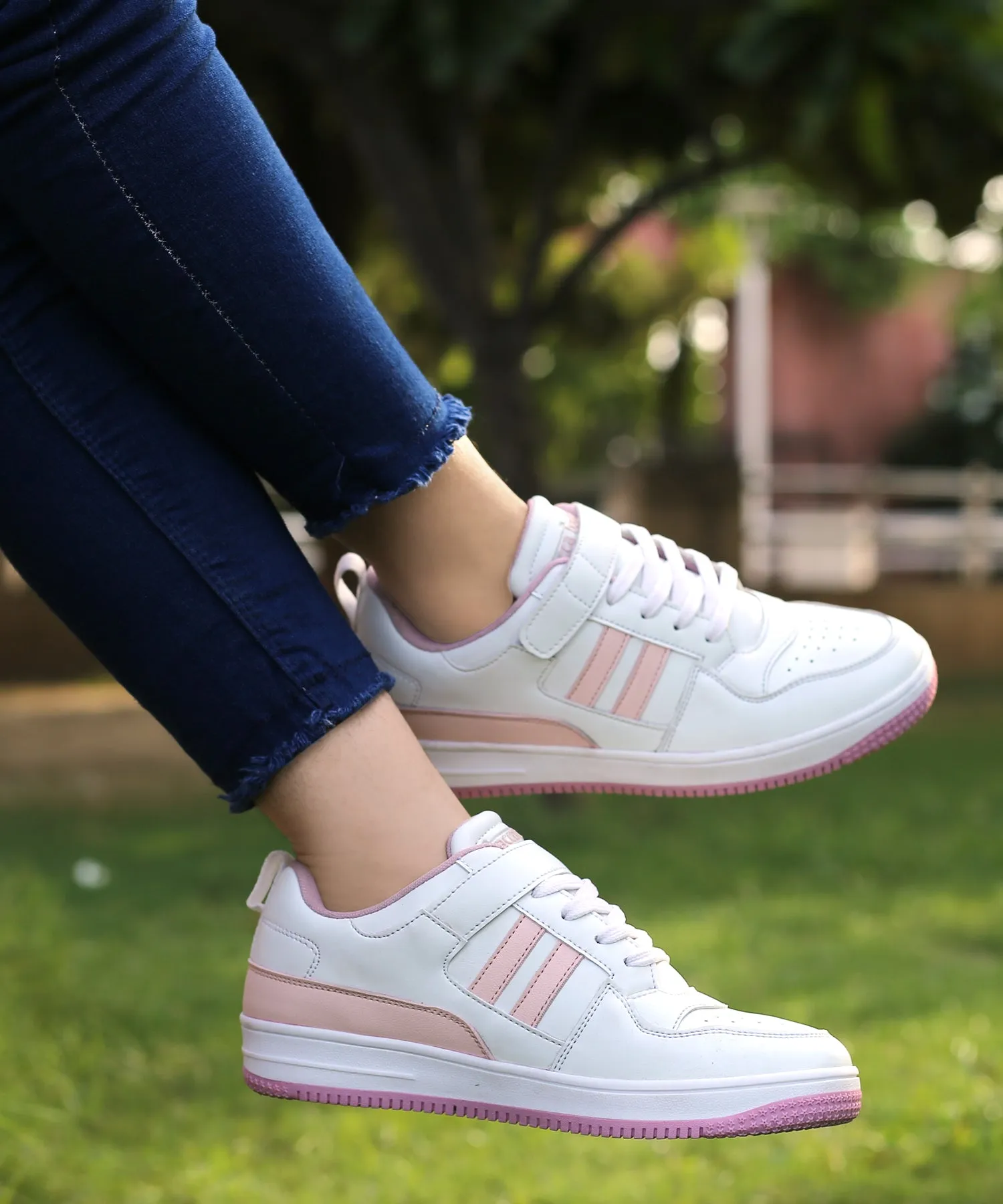 Bacca Bucci PHOENIX Low-Top Modische Damen-Sneakers mit Klettverschluss