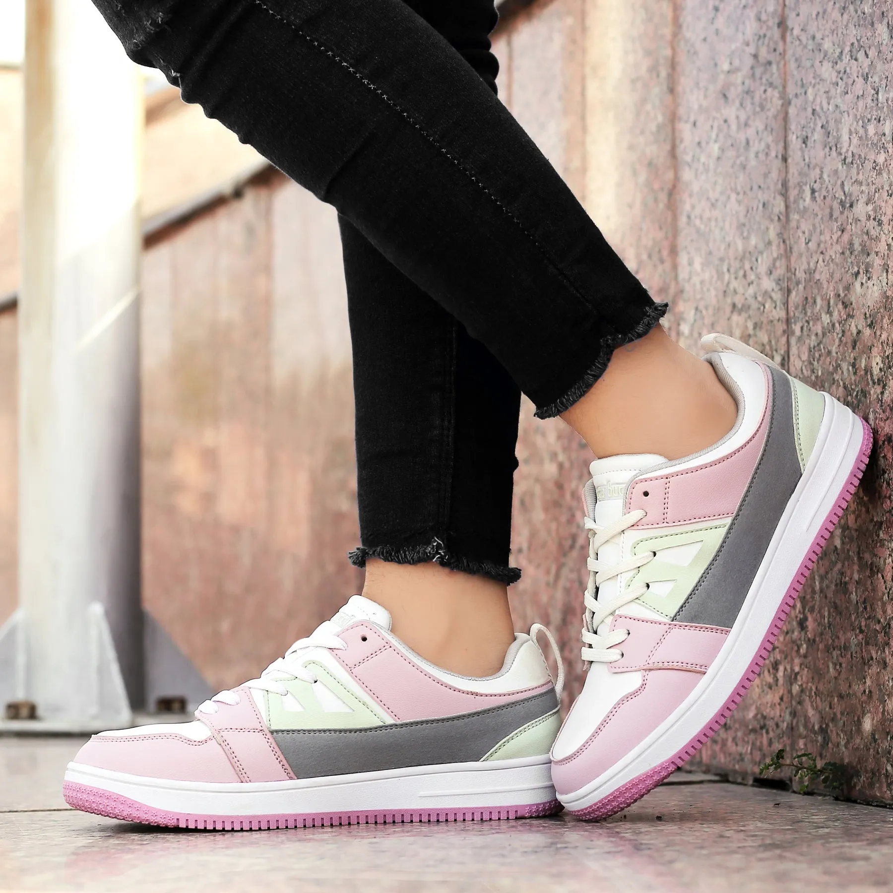 Bacca Bucci SERENITY Low Top Flache Sohle Mode Damen Sneakers