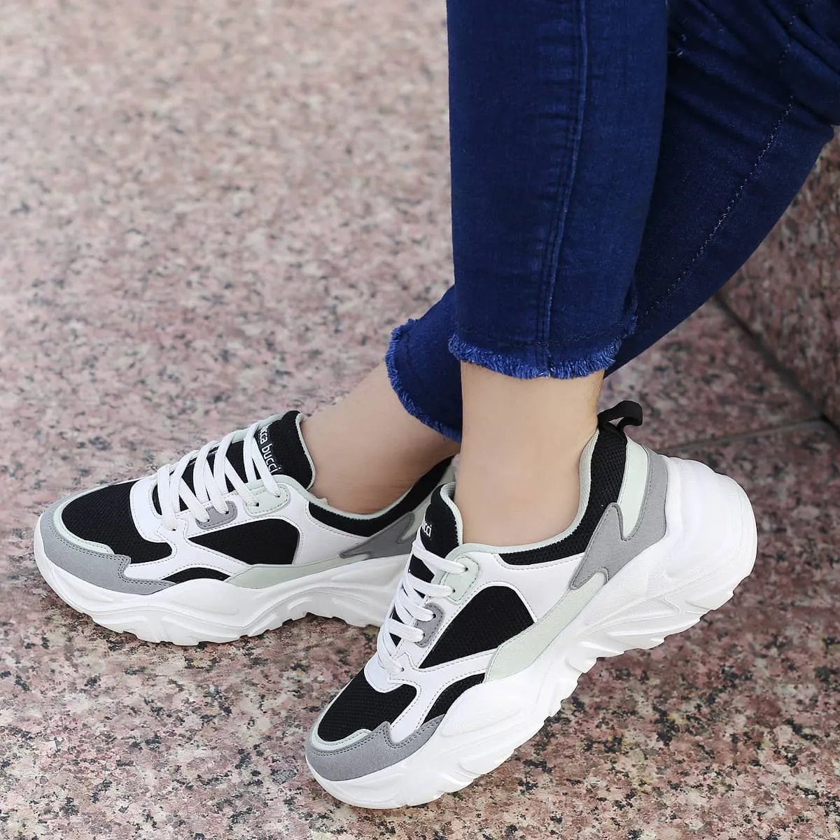 Bacca Bucci SPARK Low-Top Plateau-Sneaker im ColorBlock-Design für Damen | Streetwear-Sneaker mit dicker Sohle
