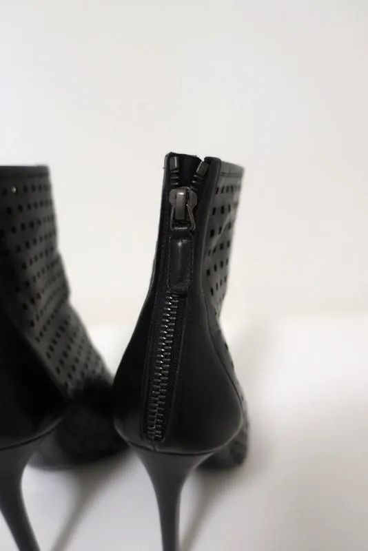 Barbara Bui Offene Stiefeletten Schwarz Perforiertes Leder Größe 38.5 Knöchelstiefel