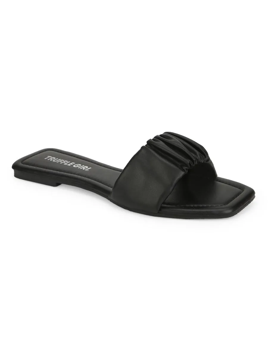Schwarze PU-Riemchen-Slipper mit Runzeloptik