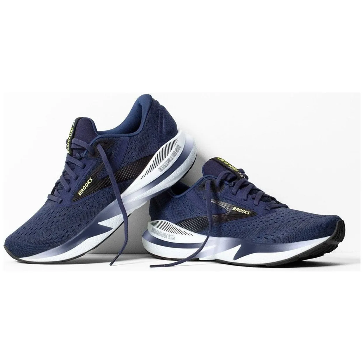 BROOKS ADRENALINE GTS 24 FÜR HERREN IN MITTLERER UND WEITER PASSFORM
