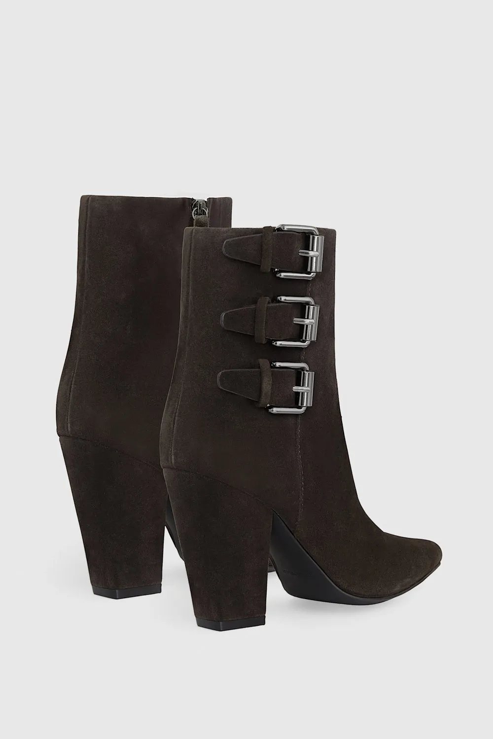 Schnallenstiefel