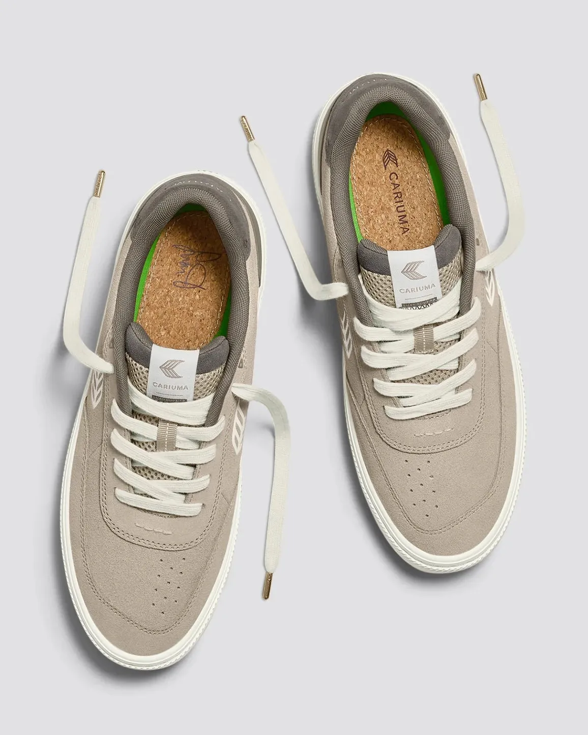 Cariuma Schuhe Luan Pro Schuhe in Plaza Taupe & Elfenbein