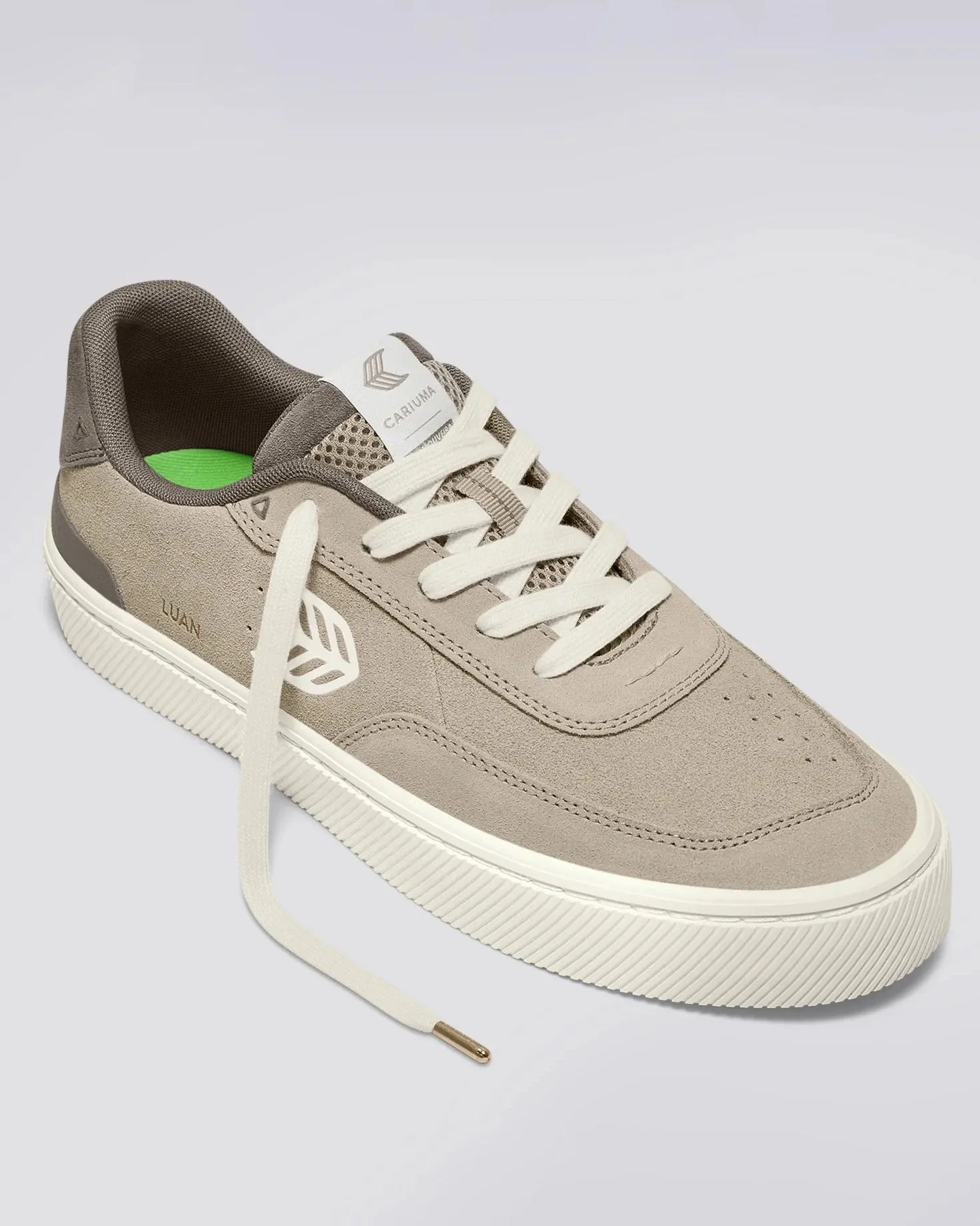 Cariuma Schuhe Luan Pro Schuhe in Plaza Taupe & Elfenbein