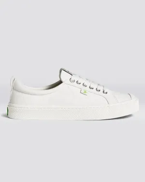 Cariuma Schuhe OCA Low Canvas Schuhe in Off-White