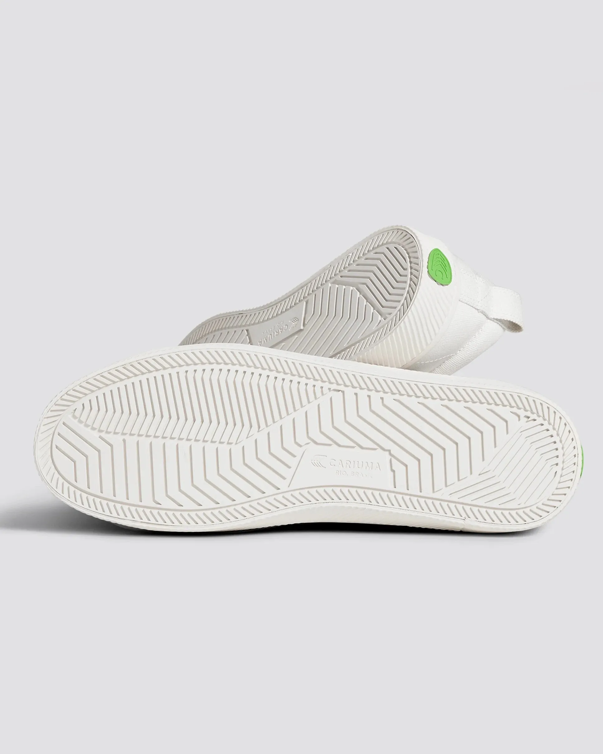 Cariuma Schuhe OCA Low Canvas Schuhe in Off-White