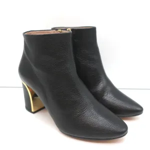 Chloe Beckie Stiefeletten mit Goldverzierung Schwarz Leder Größe 36.5 Mittlere Absatzhöhe