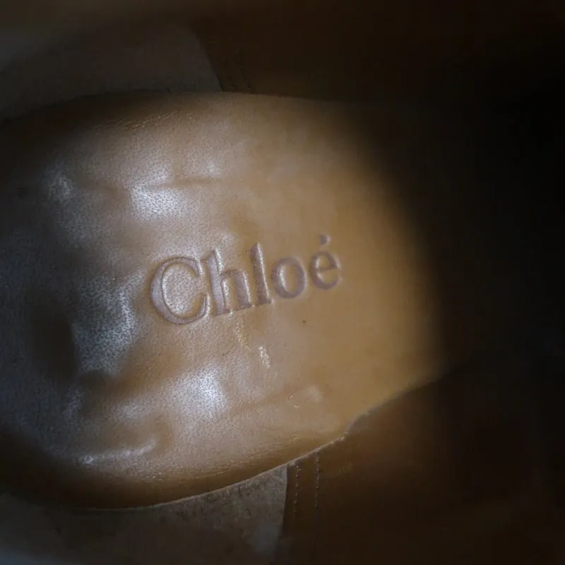 Chloe Grommet-Trim Stiefeletten Flo Schwarz Wildleder Größe 38.5 Spitze Stiefeletten