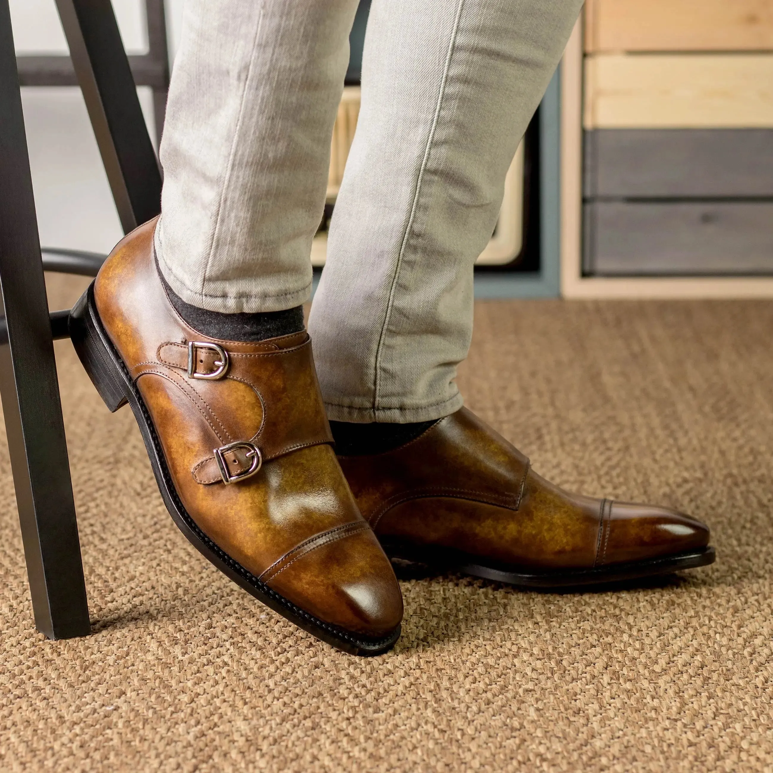 Dapperfam Schuhe DapperFam Monaco in Cognac Herren-Handbemalte Patina Doppelmonkstrap