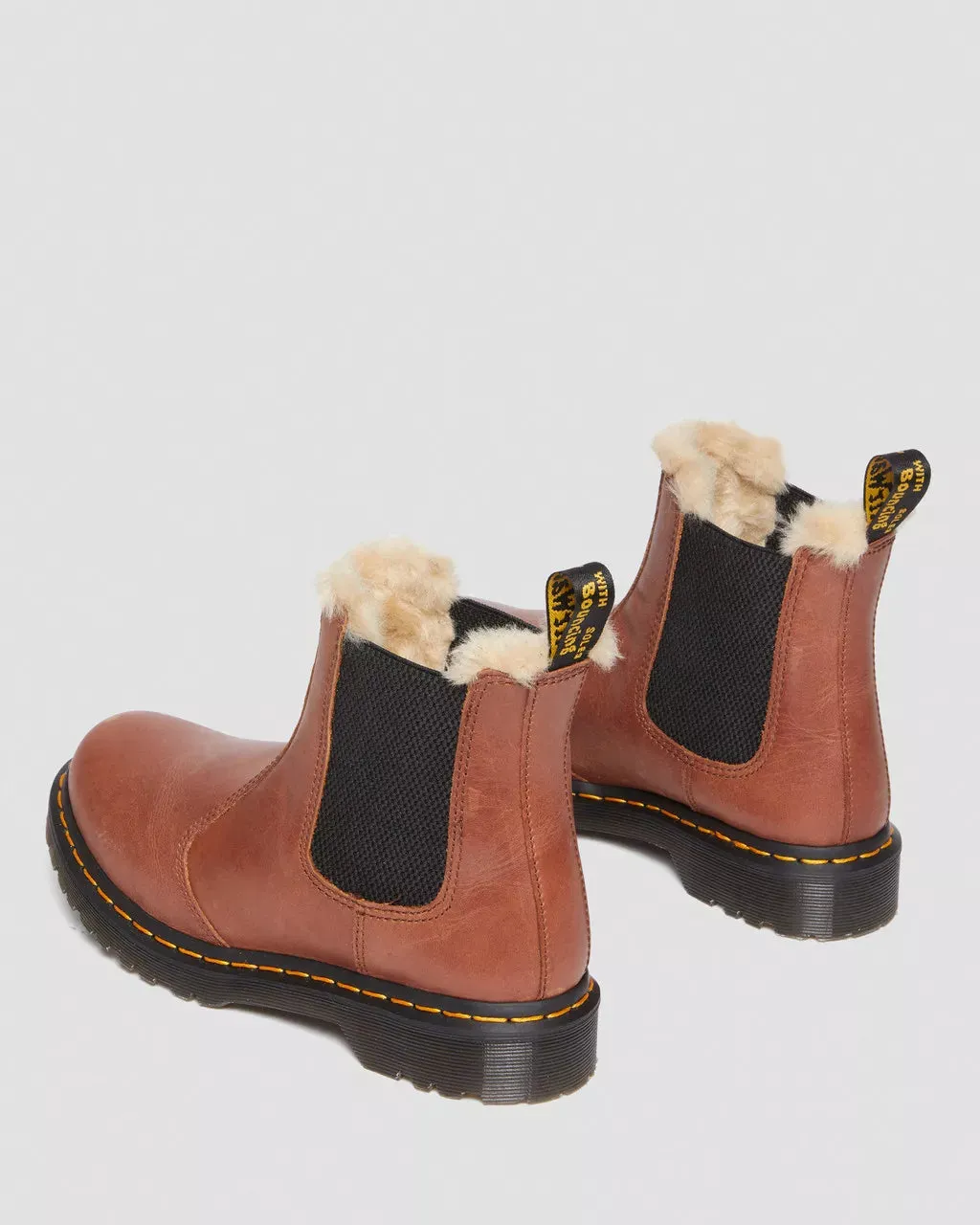Dr. Martens Schuhe 2976 Leonore Farrier Stiefel in Sattelbraun