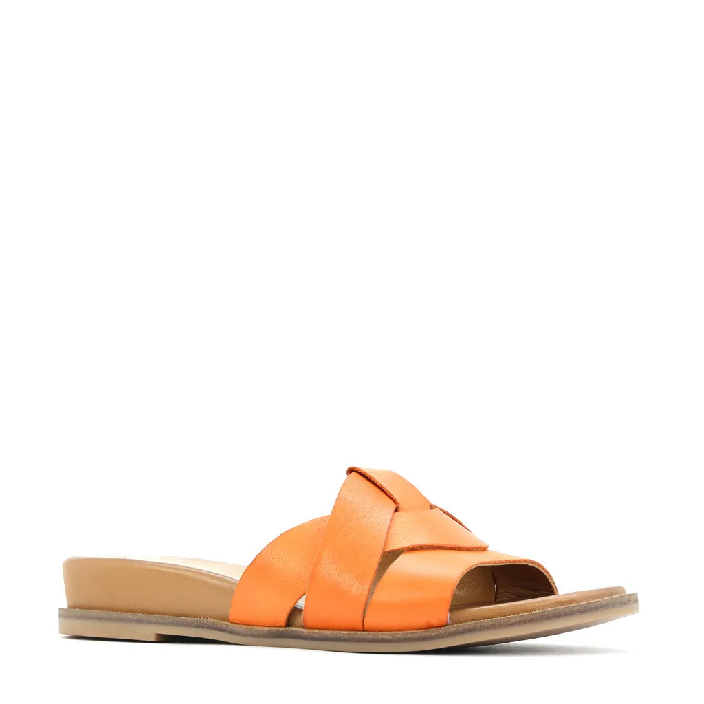 FLAMMENLEDER-SLIDESANDALEN