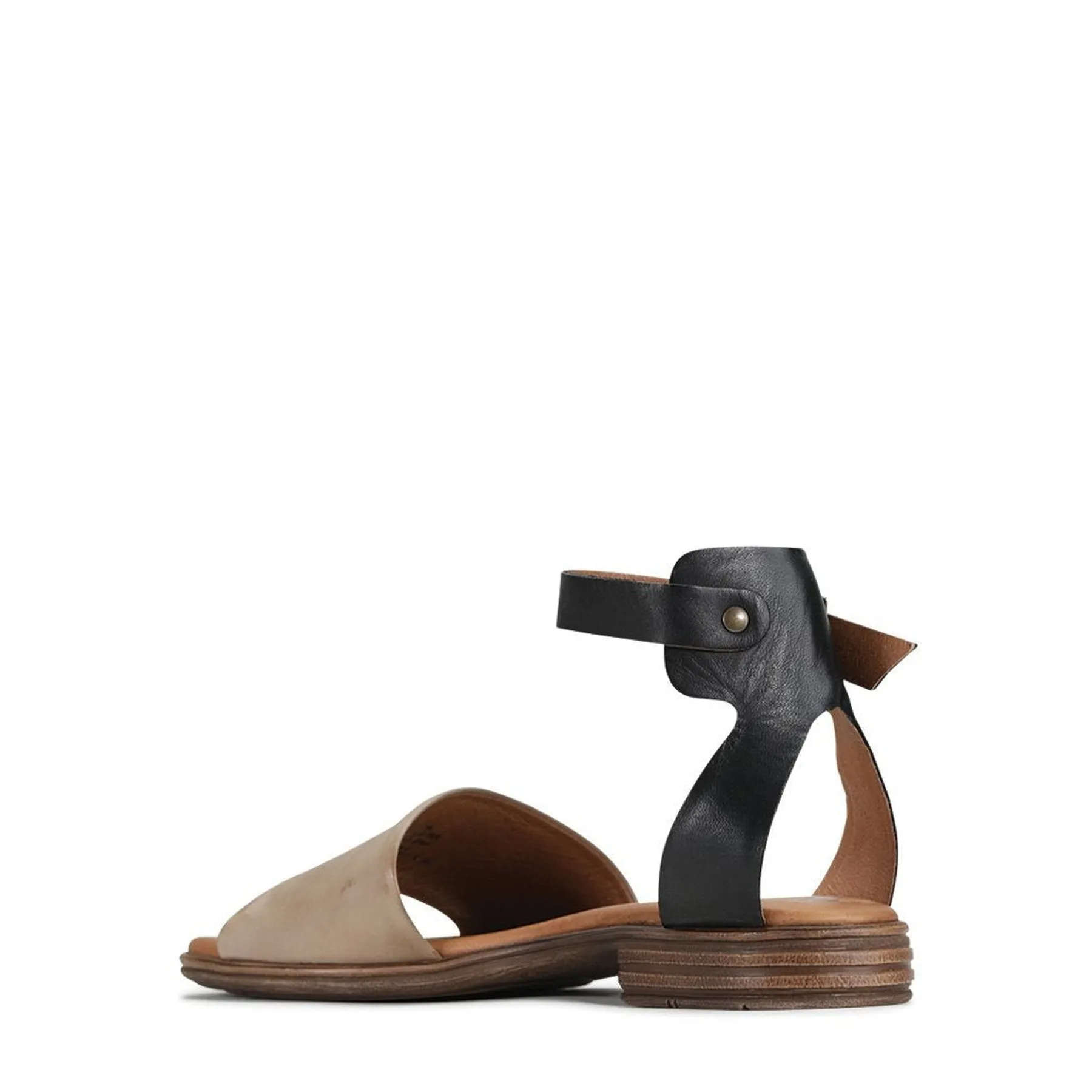 ILOS KNÖCHELRIEMEN. LEDERSANDALEN