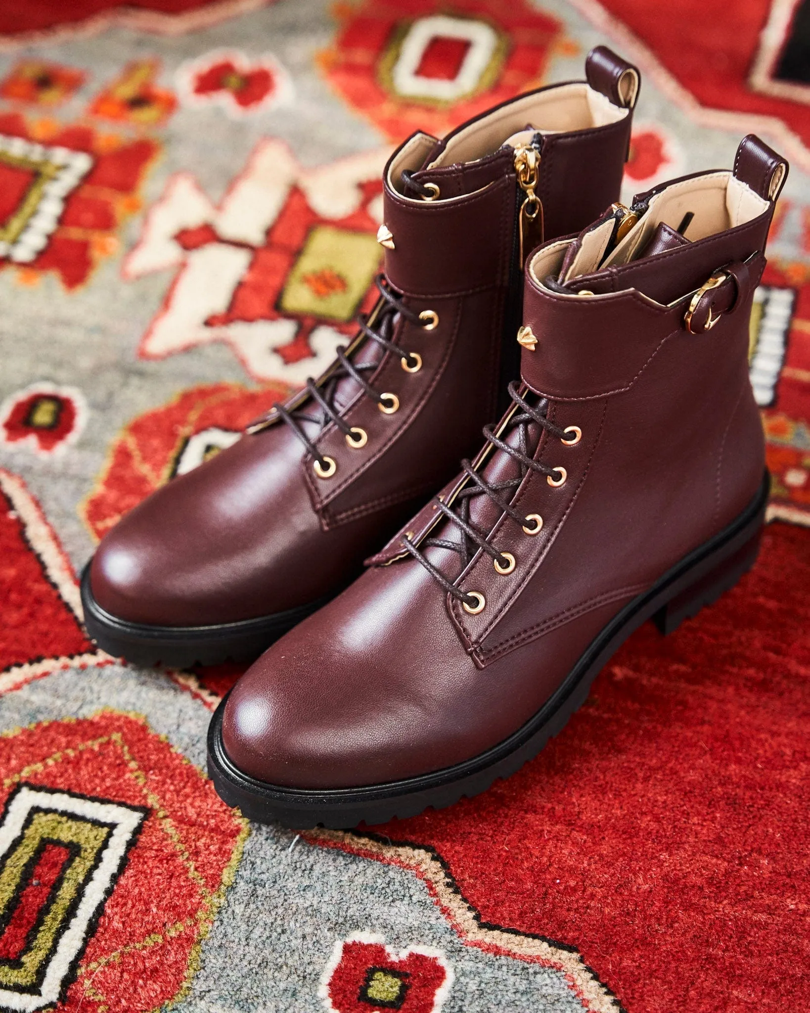 Jupiter Vegan Recycelte Getreide-Schnürstiefel | Schokolade
