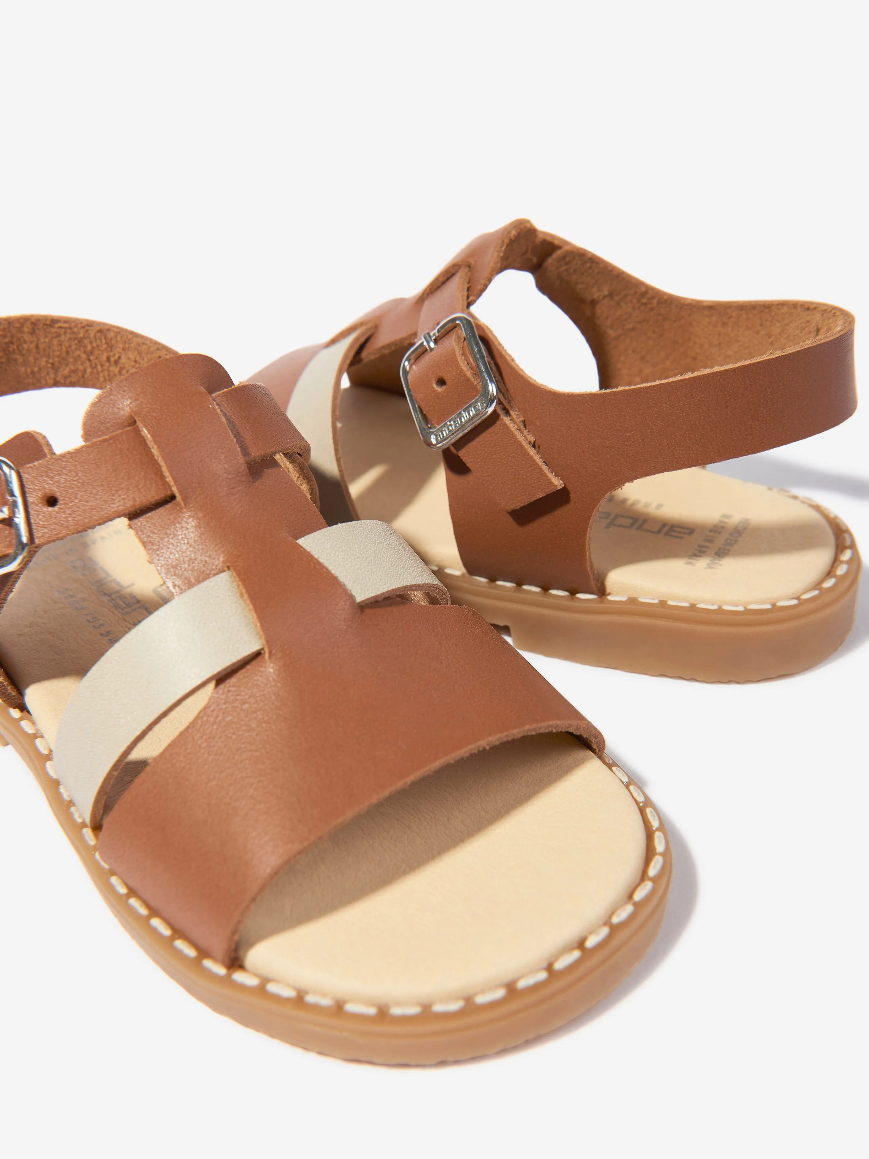 Braune Ledersandalen für Kinder