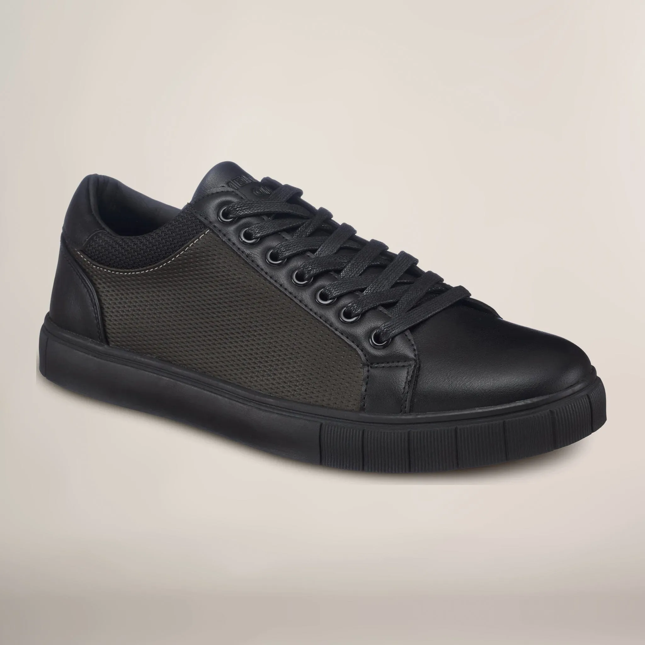 Herren Ignite Low Top Court Sneakers von ecco