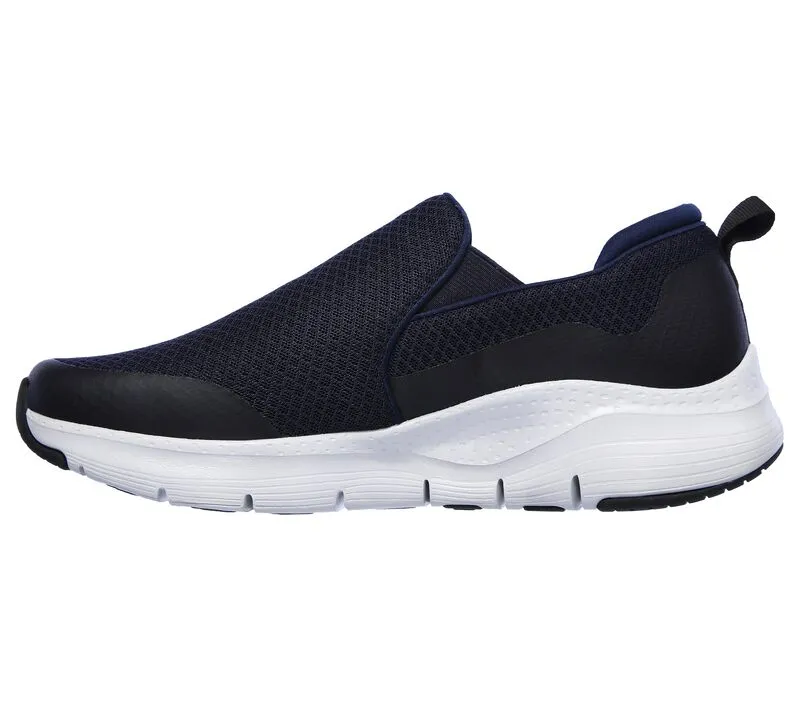 Herren Weite Passform Skechers SK232043 Arch Fit Banlin Wanderschuhe