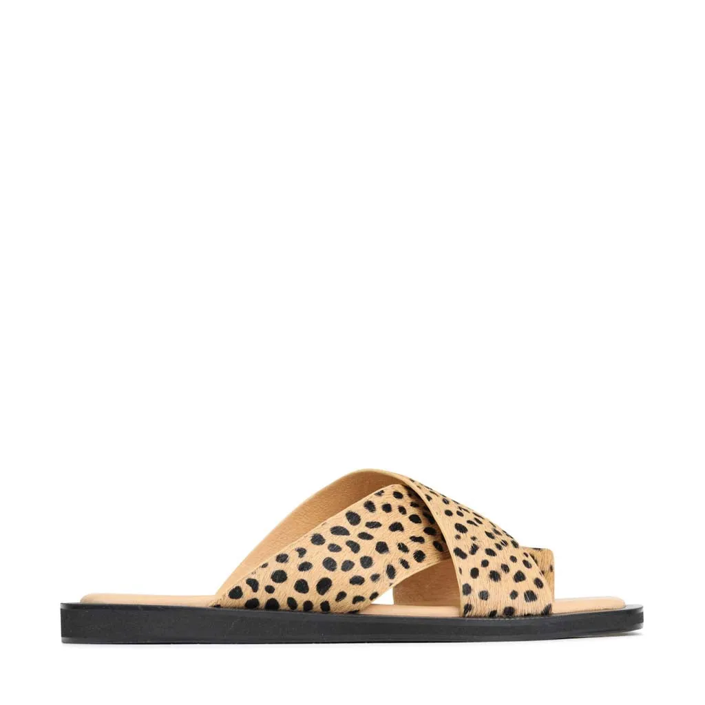 MISHK Crossover Sandalen
