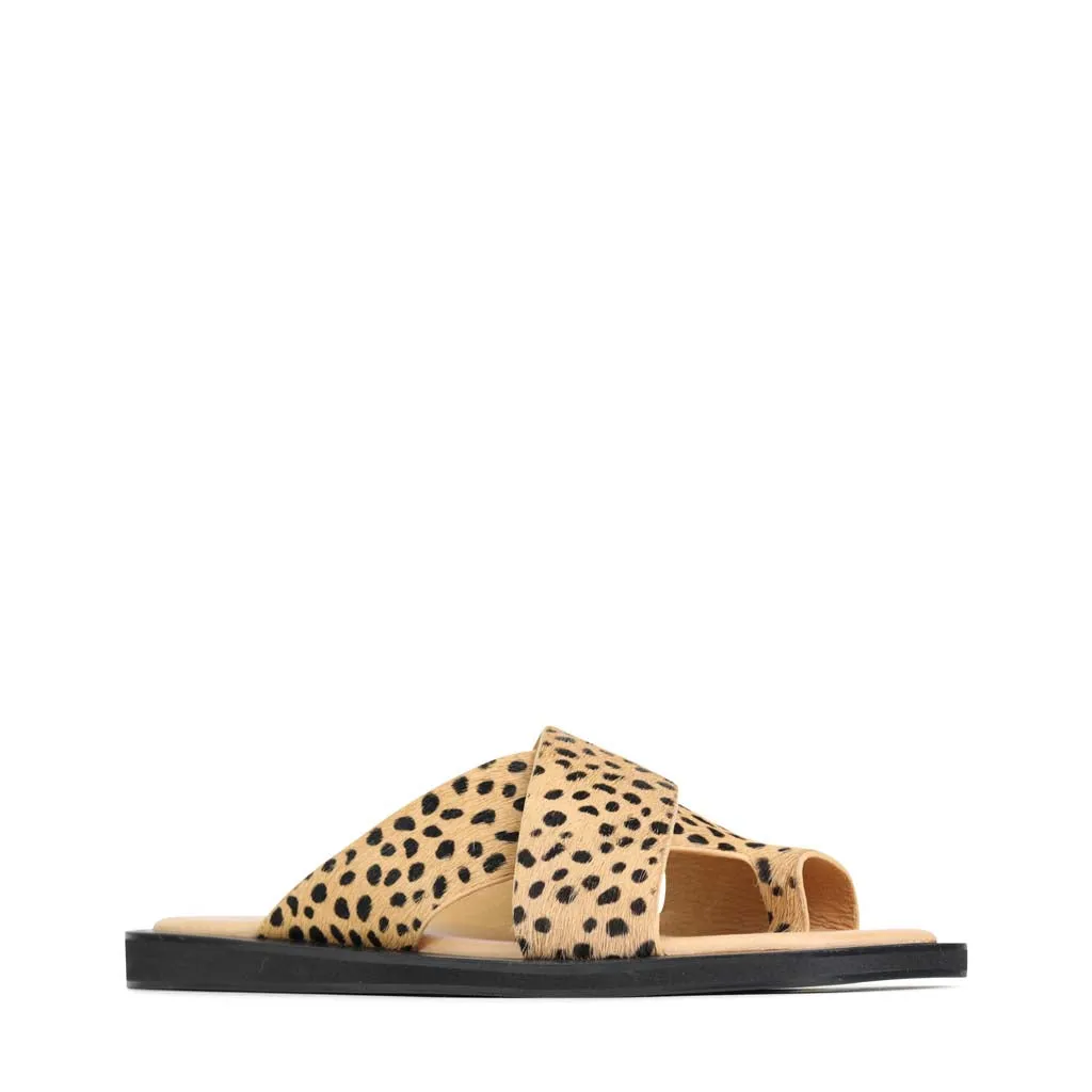 MISHK Crossover Sandalen