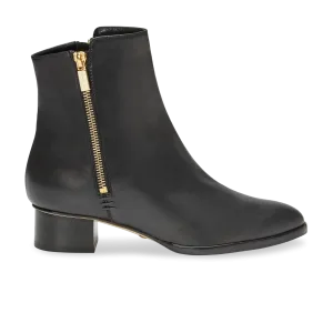Perfekter Reißverschluss-Stiefel 30