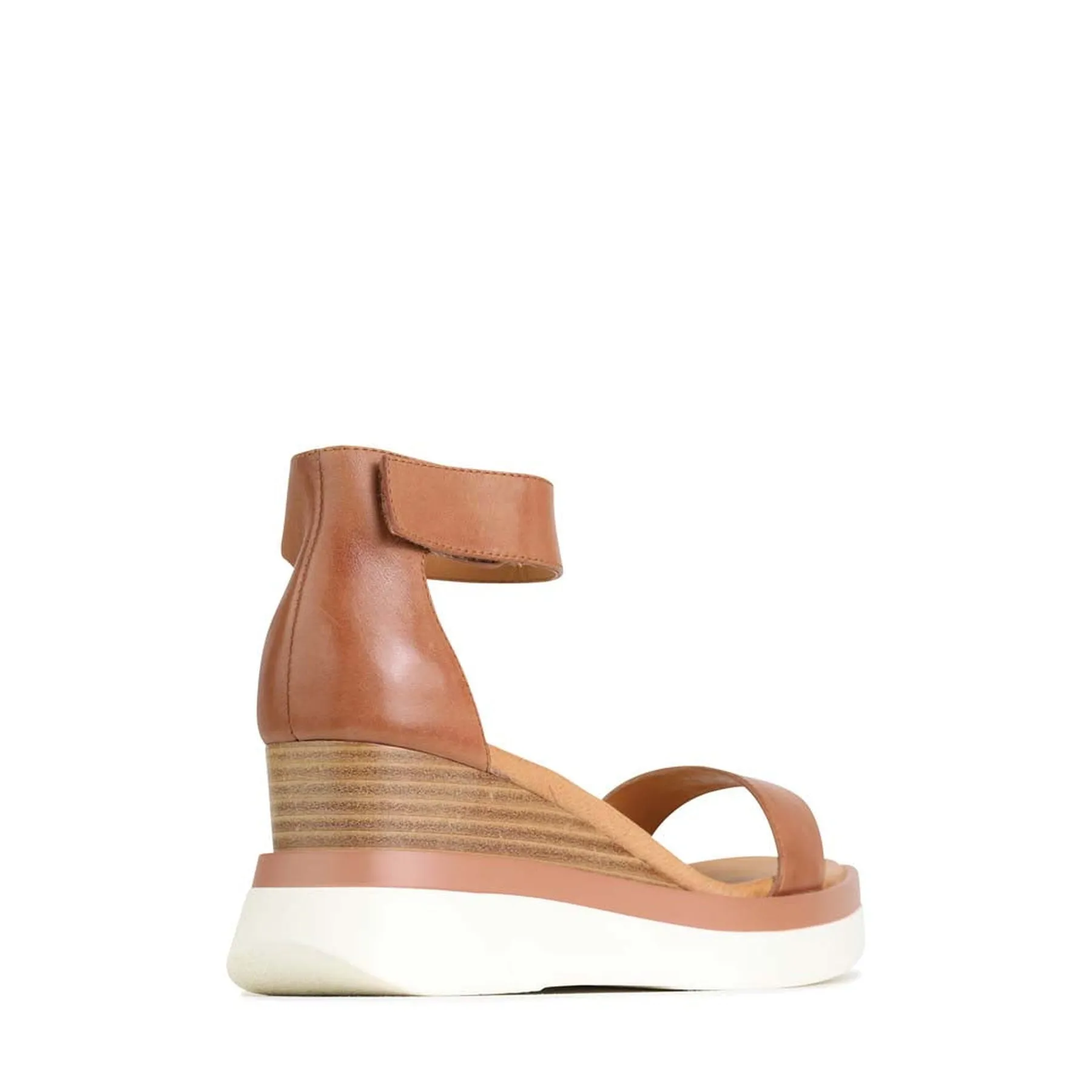 SASKINA KEILABSATZ SANDALEN AUS LEDER