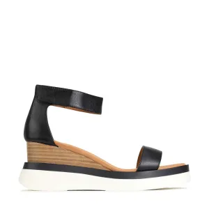 SASKINA KEILABSATZ SANDALEN AUS LEDER