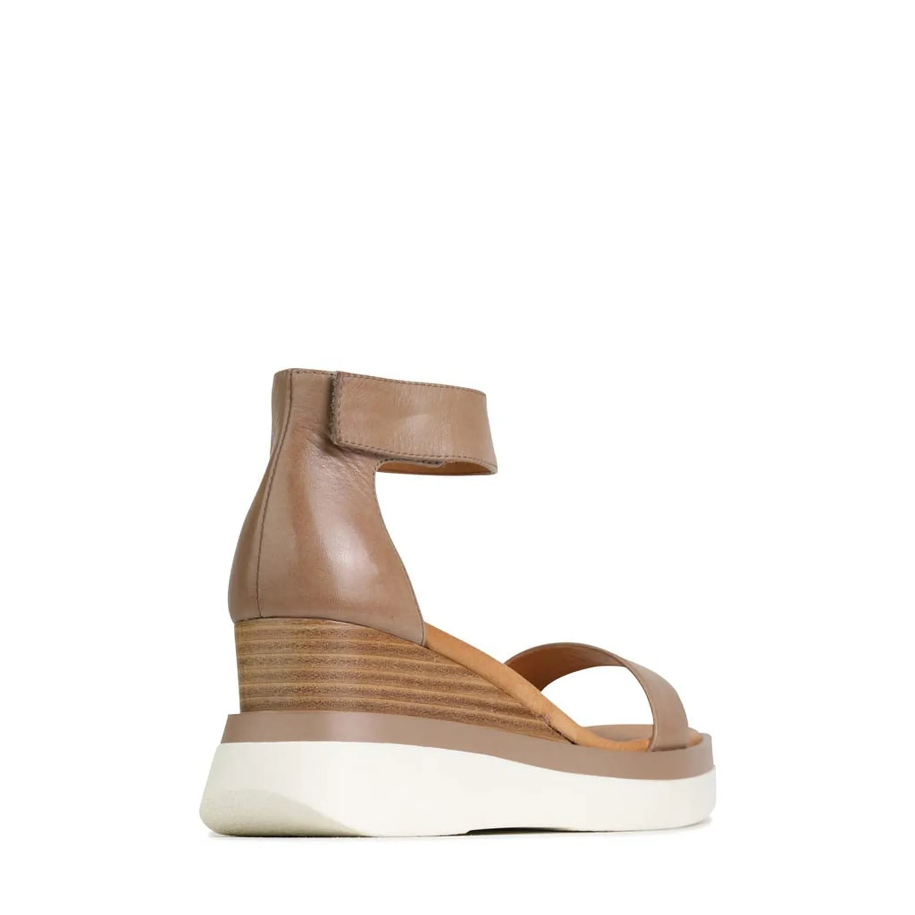 SASKINA KEILABSATZ SANDALEN AUS LEDER