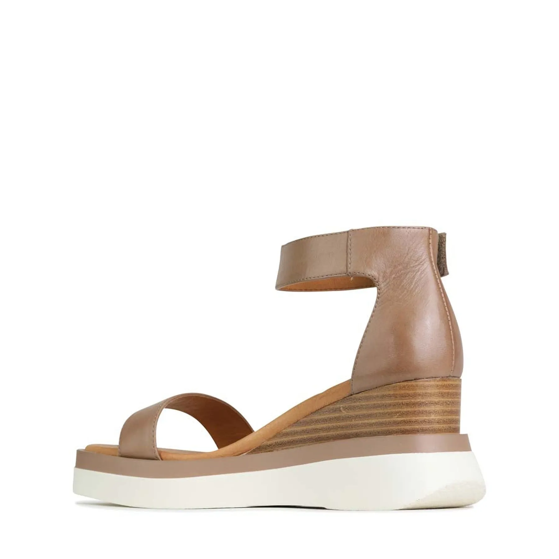 SASKINA KEILABSATZ SANDALEN AUS LEDER