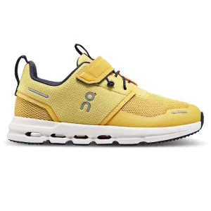 Shoes On Running Kinder Cloud Play